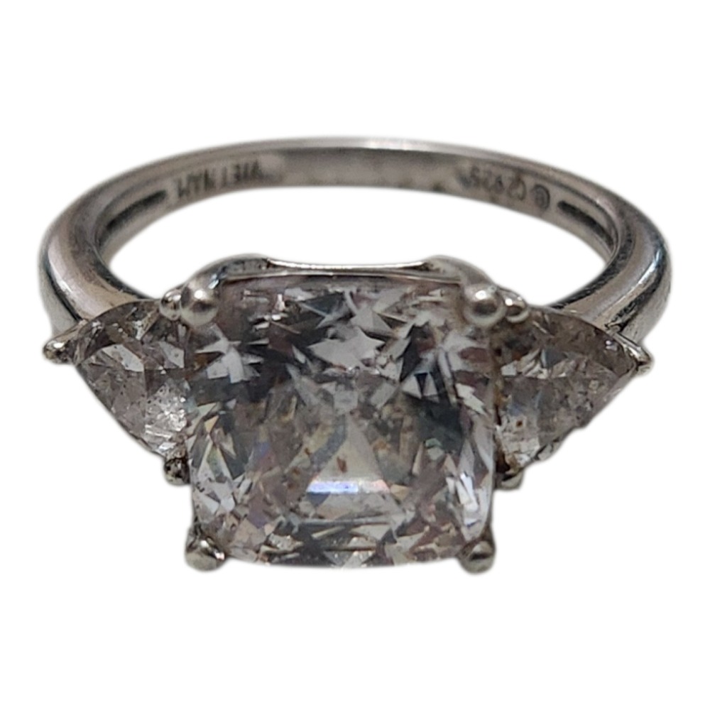 GZ 925 Sterling Silver Cushion Cut 3-Stone Cubic Zirconia Ring Size 11 6.9g